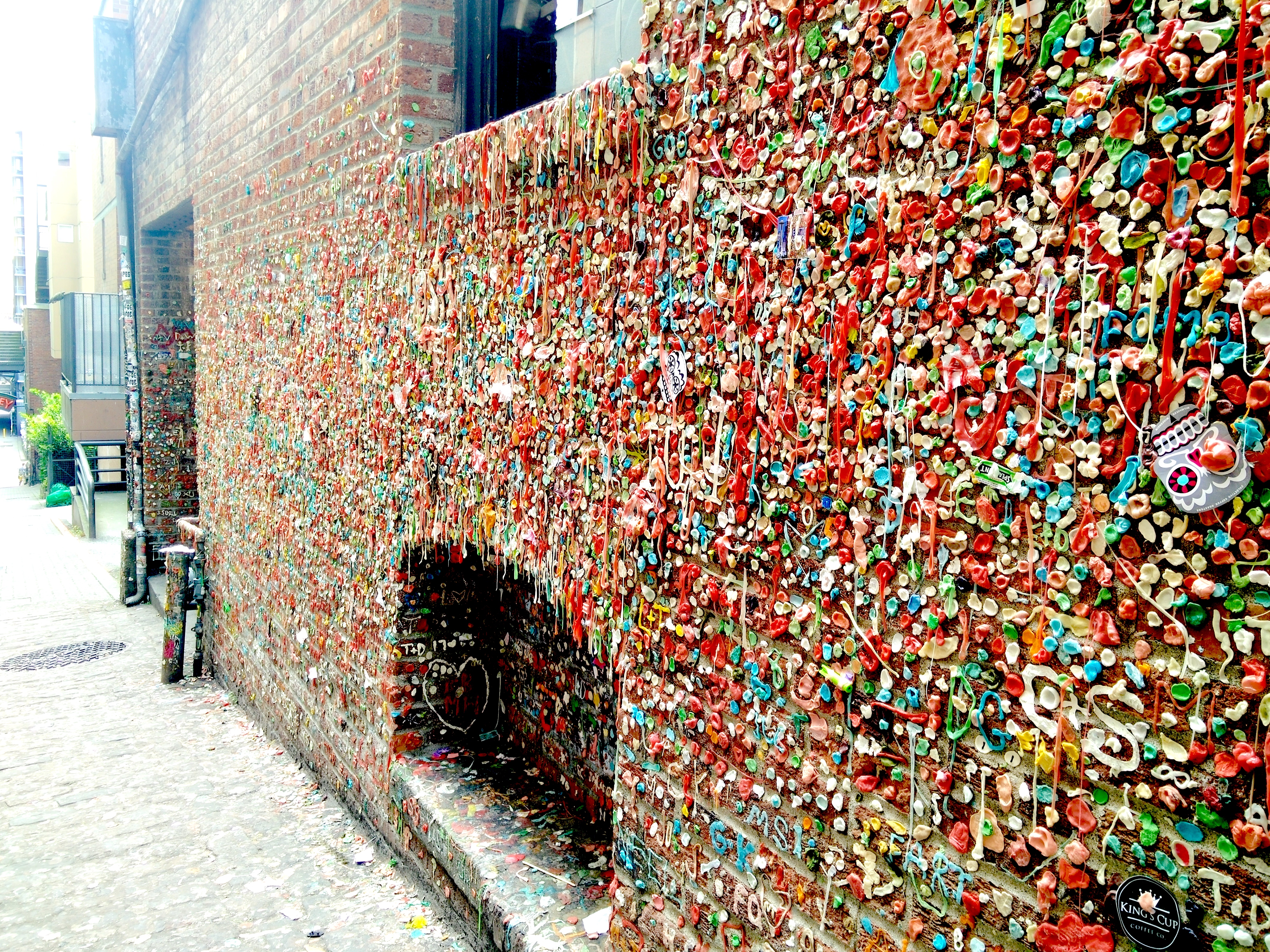 Oregon Travel Gum Wall